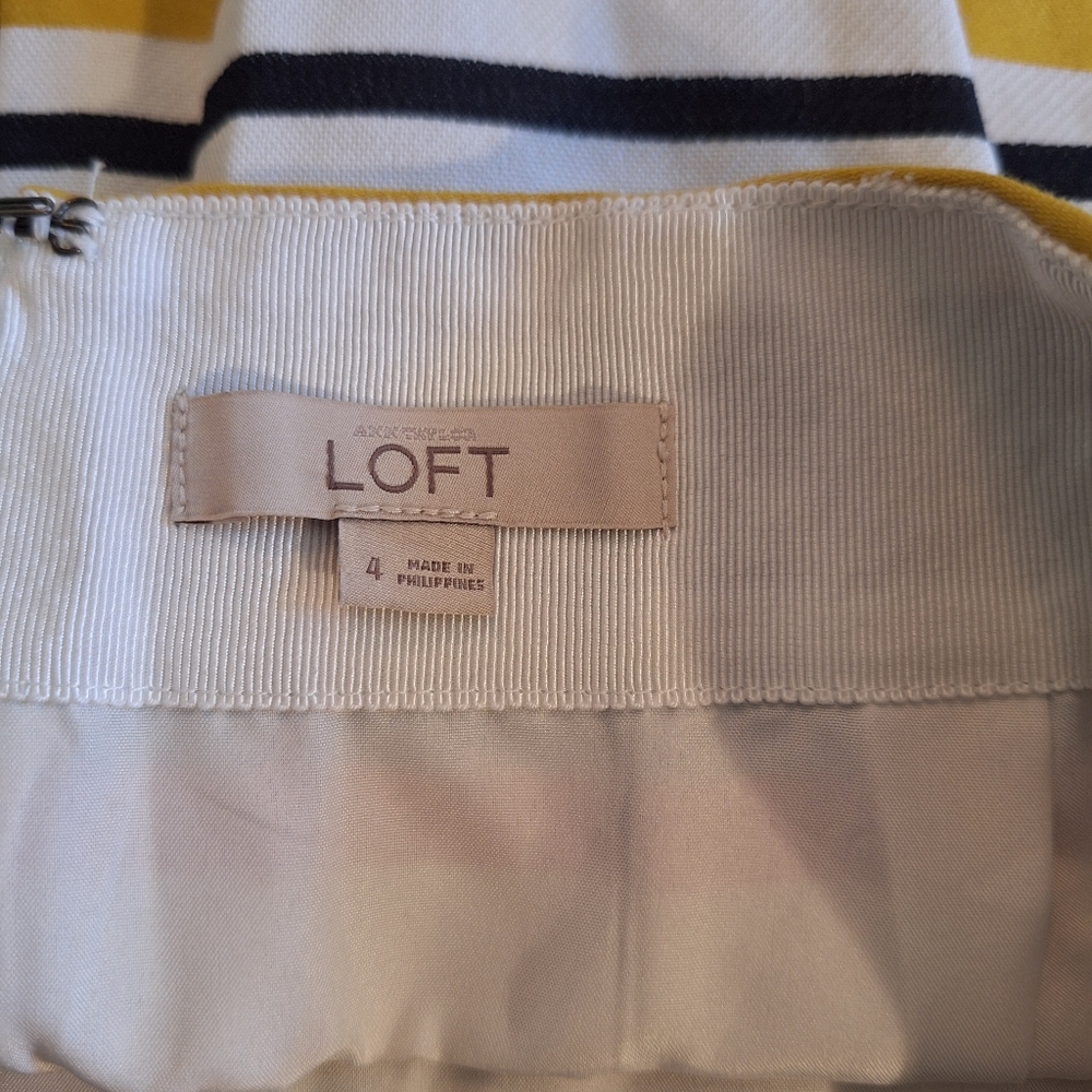 LOFT Striped Multicolor Skirt Sz 4 *D7 - Picture 3 of 5